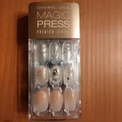 DASHING DIVA MAGIC PRESS ネイルチップ