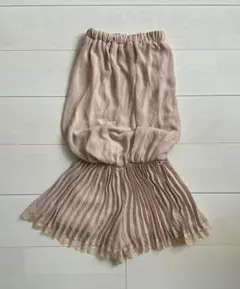 美品DURAS　デュラス　ベージュ　プリーツ　レース　ベアオールインワン　春夏