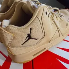 NIKE エアジョーダン　コートサイド23WE スニーカー