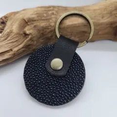 Item thumbnail for item ee0fe939-a740-4875-a6ee-e6402896f45b