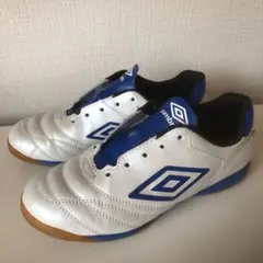 サッカー フットサル シューズ＊２２.5cm