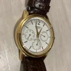 CASIO MTP-1174 ゴールド 腕時計のサムネイル