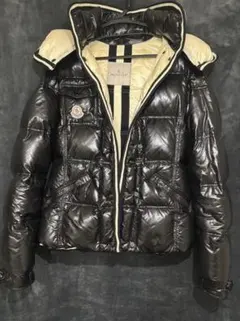 Moncler モンクレール ブラック ダウンジャケット - メルカリ