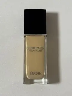 Dior フォーエバー スキン グロウ ファンデーション1W 30mlのサムネイル