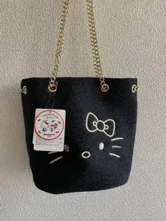 ハローキティフェイス刺繍チェーン　ショルダーバッグ