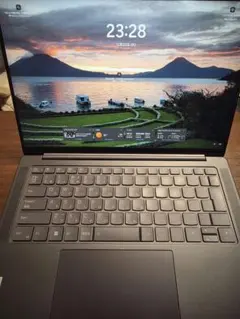 Item thumbnail for item daa4f148-d003-4fc2-a6d0-52bd94cd62b5