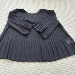 ships プリーツカットソー　ブラック
