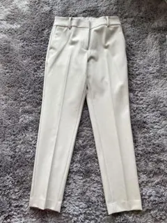 PLST センタープレスパンツ　ベージュ