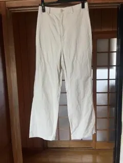ユニクロ　ストレートレッグ カジュアルパンツ　サイズM リネンブレンド