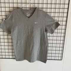 Nike グレー Vネック Tシャツ L ユニセックス