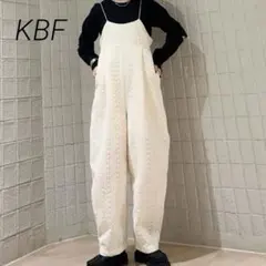 KBF ボンディングレースサロペット オフホワイト　オールインワン