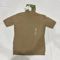 ユニクロ　レディース エキストラファインメリノタートルセーター（半袖）