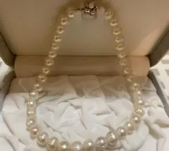 Item thumbnail for item f5969f96-fa42-408c-bf5e-8487dcbcb8eb