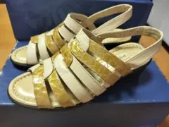 RIZ Comfort ベージュ/イエロー サンダルのサムネイル