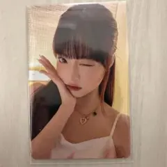 ルセラフィム ウンチェ トレカ