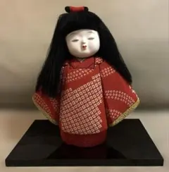 市松人形 赤い着物 黒髪 - メルカリ