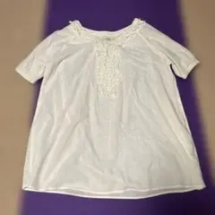 shuca フリル付きホワイトシャツ Mサイズ