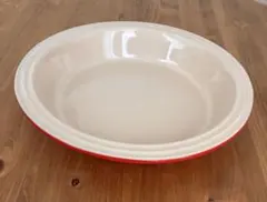 ルクルーゼ 約30cm パイディッシュ 皿 レッドのサムネイル