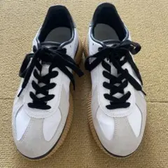 【グータッチ様】Onitsuka Tigerオニツカタイガー　24㎝　デレシティ