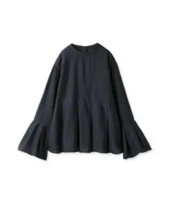 美品】近年モデル OHGA 裾フリルブラウス 長袖 ブラック フリーサイズ