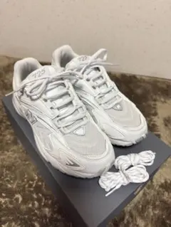 ニューバランス ML725UGW ホワイト 23cm 二子玉) NEW BALANCE ニューバランス ML725UGW オフホワイト 24.5cm