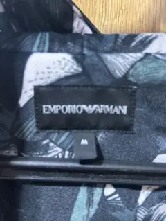 EMPORIO ARMANI 花柄パーカー Mサイズのサムネイル