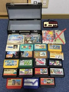 ファミリーコンピュータ本体3台 ソフト32本 - メルカリ