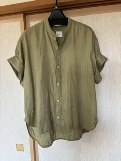 スピックアンドスパン　リネン100% スキッパーシャツのサムネイル