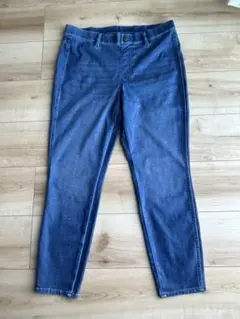 【ユニクロ】　ウルトラストレッチ　グロップドレギンスパンツ　XL