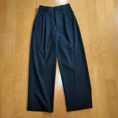 ユニクロ タックワイドパンツ S 黒