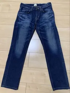 Lee ダークブルーデニム 細身