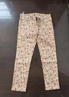 レディース　スキニーパンツ　花柄　Lサイズ　新品未使用
