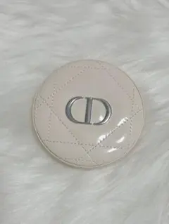 Diorスキン フォーエヴァークチュールルミナイザー02 PINKGLOW