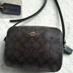 未使用に近い　コーチ　ショルダーバッグ　シグネチャー　チャーム　PVC　ブラウン