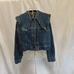 ホワイト フリル付き デニムク ロップド ジャケット ショート丈 - メルカリ