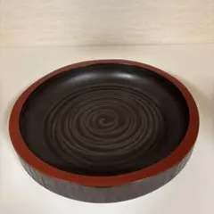黒赤渦巻き模様の木製皿、菓子皿、菓子鉢、多目的皿