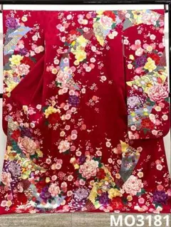 振袖 刺繍 金通し 牡丹 蝶 身丈170cm 撥水加工済 MO3277 | Mercari