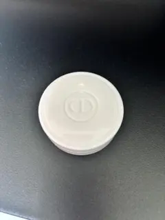 dior ネイルクリーム