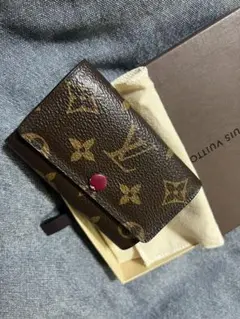 LOUIS VUITTON ミュルティクレ6/6連キーケースフューシャ