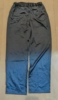 GU ブラック サテン イージーパンツ