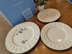☆値下げ☆■WEDGWOOD■フェスティビティ/プレート/3枚セットのサムネイル