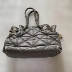 FURLA レザー キルティング風 ハンドバッグ グレー　くすみ水色