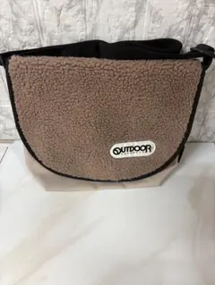 OUTDOOR PRODUCTS ボアショルダーバッグ