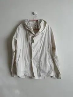 ホワイト フード付きジャケット