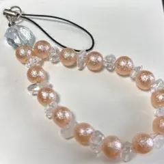 ピンクビーズの携帯ストラップ