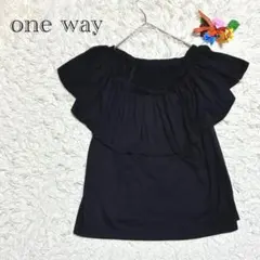 ワンウェイ　Tシャツ　ブラック　半袖　オフショルダー　フリルトップス　Mのサムネイル