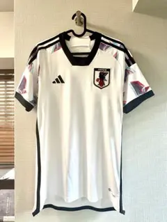 【正規品】日本代表 2022 アウェイ 冨安健洋 オーセンティック L 正規品】日本代表 2022 アウェイ 冨安健洋 オーセンティック L - メルカリ