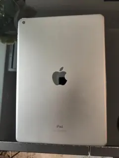 美品 Apple iPad 第7世代 wifiモデル 128GB スペースグレー