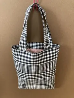 手作りバッグ　小型トートバッグ内ポケットマチ無し