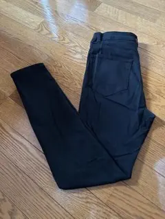 GUブラック スキニーパンツ 64